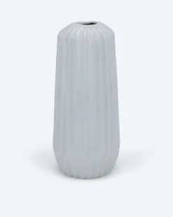 Vase im Streifendesign